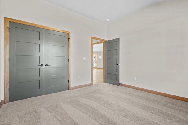 1400 DIVINITY DRIVE, De Pere, WI 54115