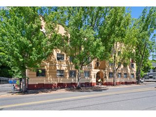 2829 Se BELMONT St 308, Portland, OR 97214