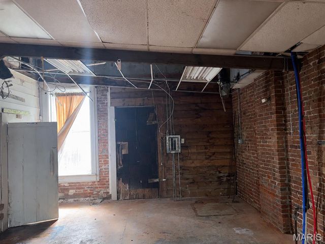 7116 S Broadway, St Louis, MO 63111