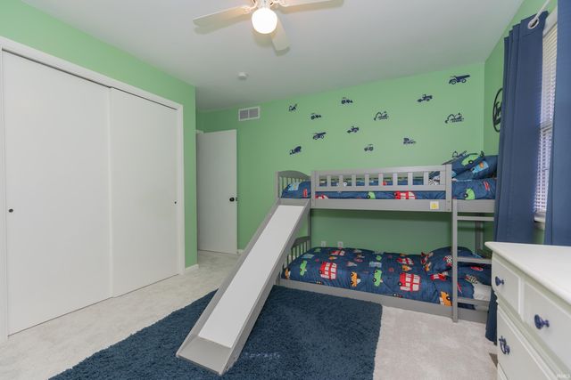 8213 Middle Mount Vernon Road, Evansville, IN 47712