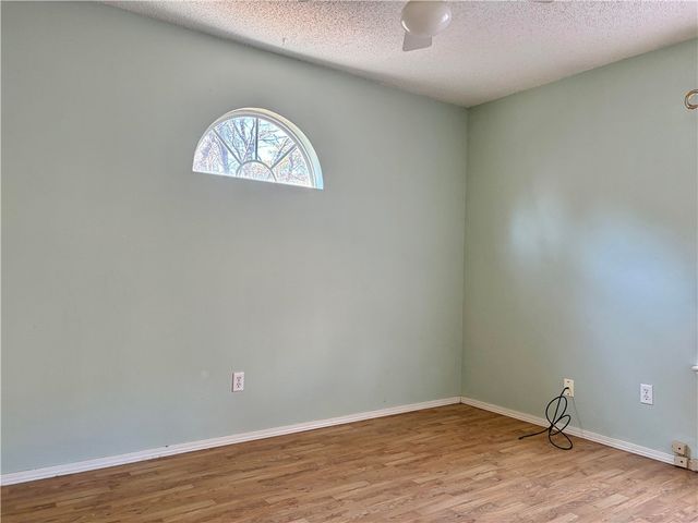 3182 Oakfield Street, Fayetteville, AR 72704