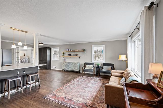4909 Nall Avenue, Roeland Park, KS 66202