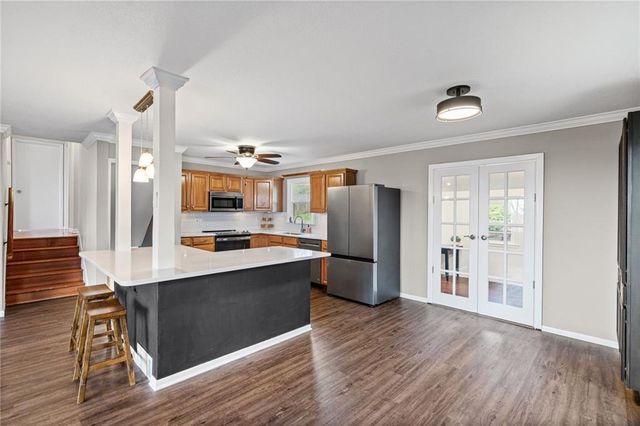 4909 Nall Avenue, Roeland Park, KS 66202