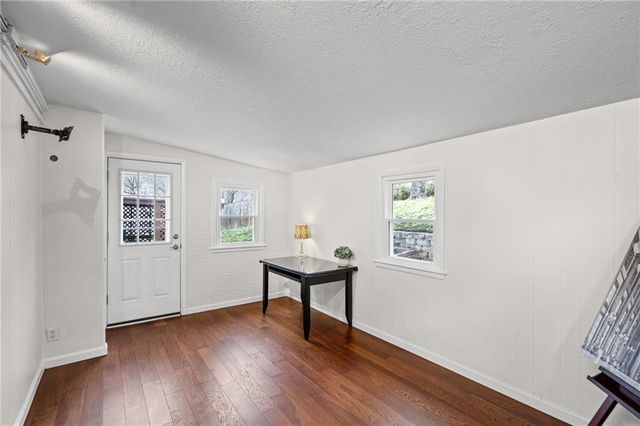 4909 Nall Avenue, Roeland Park, KS 66202