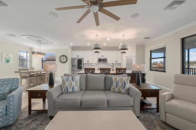 10812 TARFLOWER DRIVE 201, Venice, FL 34293