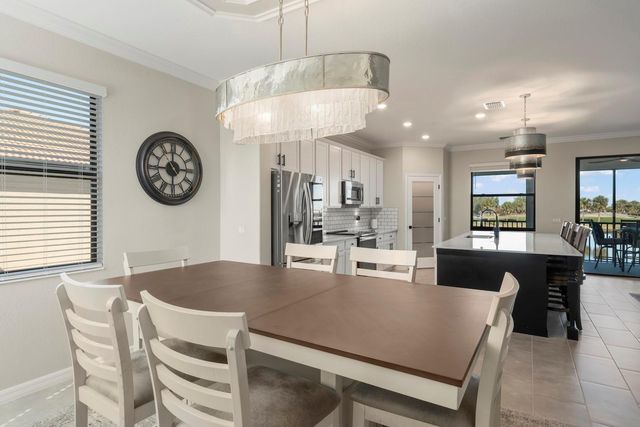 10812 TARFLOWER DRIVE 201, Venice, FL 34293