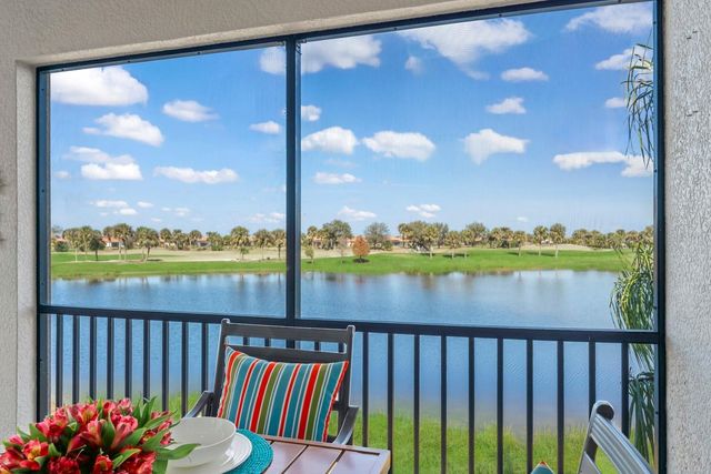 10812 TARFLOWER DRIVE 201, Venice, FL 34293