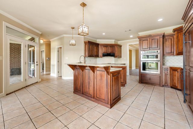 5006 Colonial Court, Benton, AR 72019