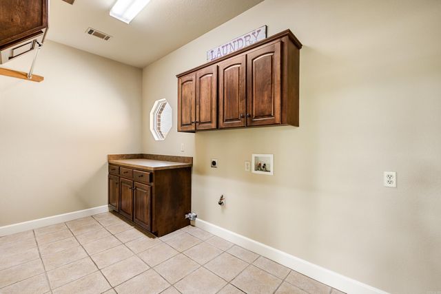 5006 Colonial Court, Benton, AR 72019