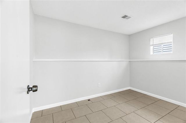 621 E Bristol Lane, Olathe, KS 66061