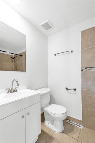 621 E Bristol Lane, Olathe, KS 66061