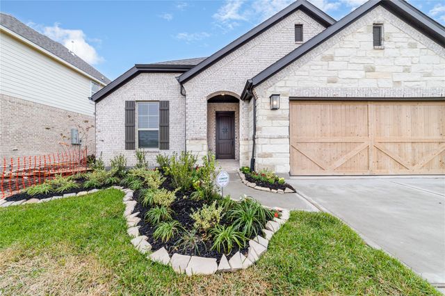 2010 Orchid St, Sugar Land, TX 77498