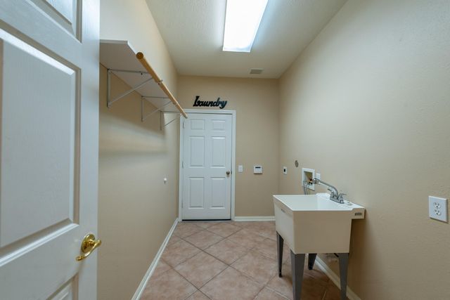 5331 Valley Bluff Lane, Katy, TX 77494