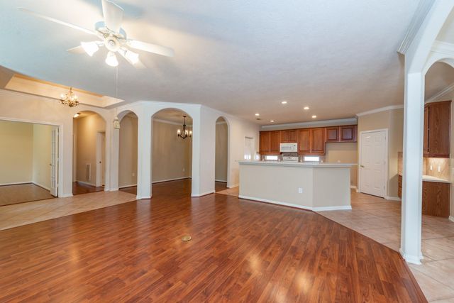 5331 Valley Bluff Lane, Katy, TX 77494