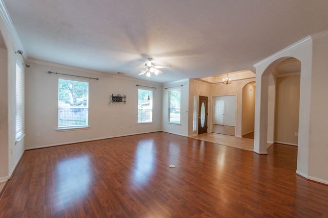 5331 Valley Bluff Lane, Katy, TX 77494