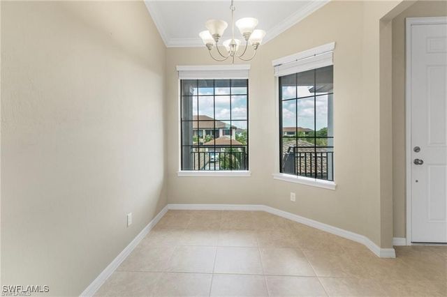 9377 Pocida CT 202, Naples, FL 34119