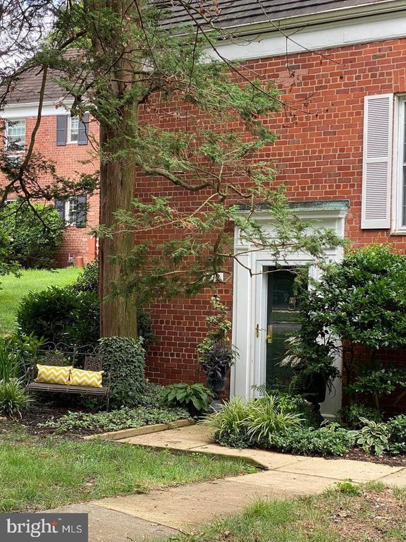 3712 VALLEY DRIVE, Alexandria, VA 22302