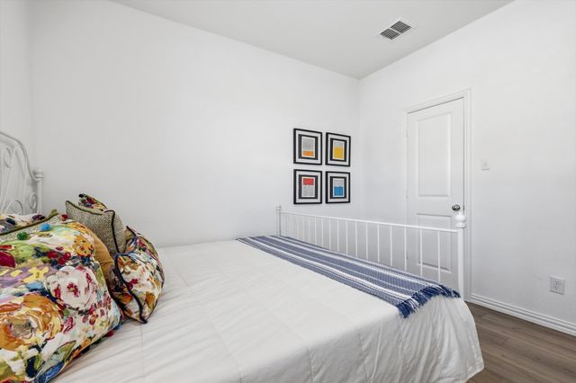 3109 Paruament Drive, Denton, TX 76207