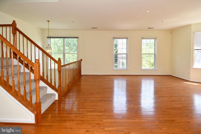 8772 LINCOLN ST, Savage, MD 20763