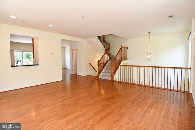 8772 LINCOLN ST, Savage, MD 20763
