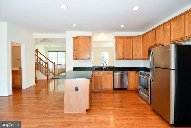 8772 LINCOLN ST, Savage, MD 20763