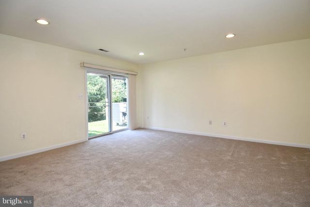 8772 LINCOLN ST, Savage, MD 20763