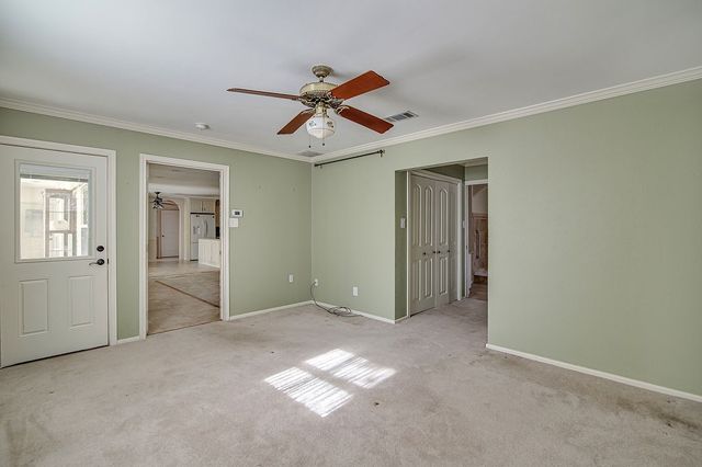 849 Wheelwood, Hurst, TX 76053