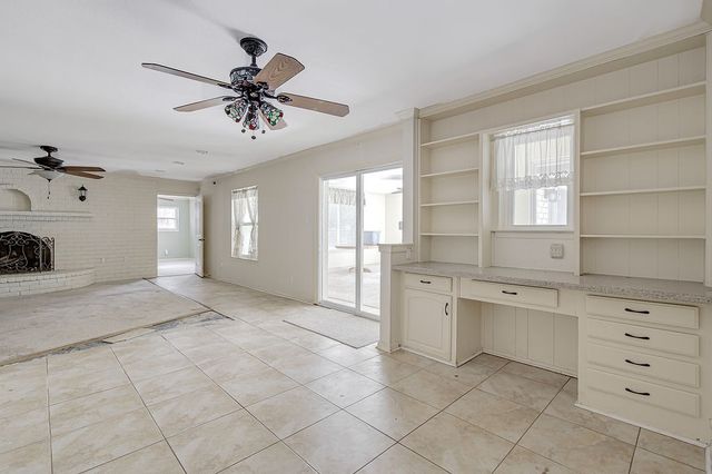 849 Wheelwood, Hurst, TX 76053