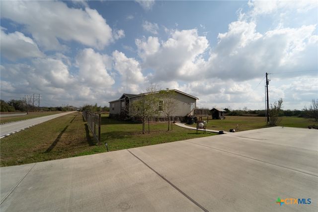 205 Berkshire Drive, Victoria, TX 77905