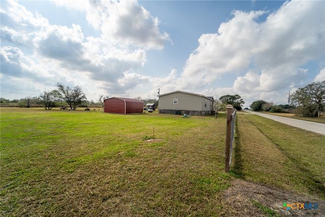 205 Berkshire Drive, Victoria, TX 77905