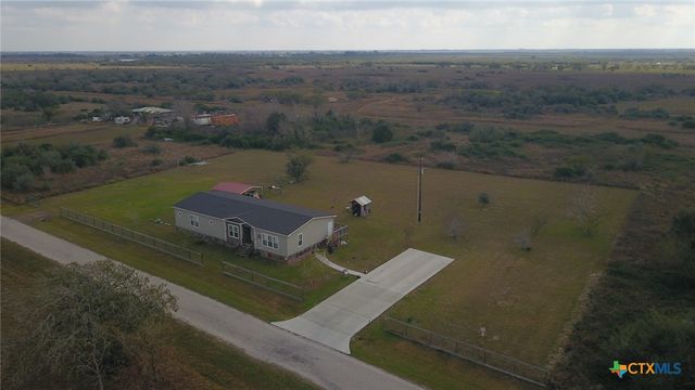 205 Berkshire Drive, Victoria, TX 77905