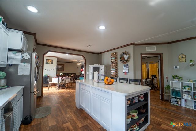 205 Berkshire Drive, Victoria, TX 77905