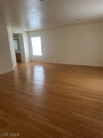 1664 Shifting Winds Street, Las Vegas, NV 89117