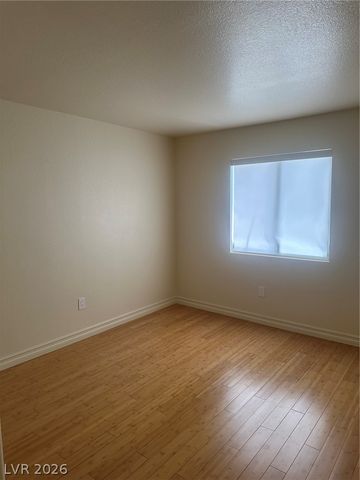 1664 Shifting Winds Street, Las Vegas, NV 89117