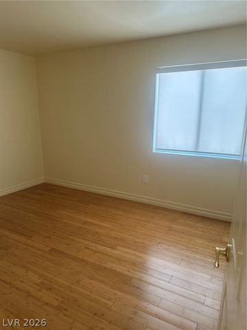 1664 Shifting Winds Street, Las Vegas, NV 89117