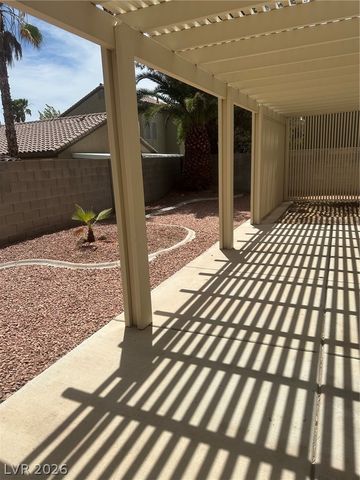 1664 Shifting Winds Street, Las Vegas, NV 89117