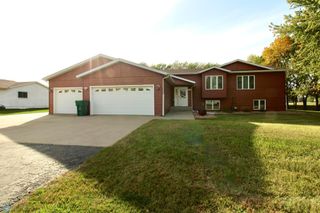 1250 76th Avenue S, Fargo, ND 58104