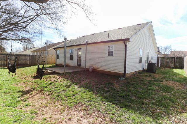 3012 Roscommon Dr, Murfreesboro, TN 37128