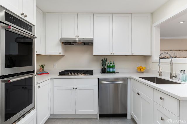 74 Vulcan Stairway, San Francisco, CA 94114