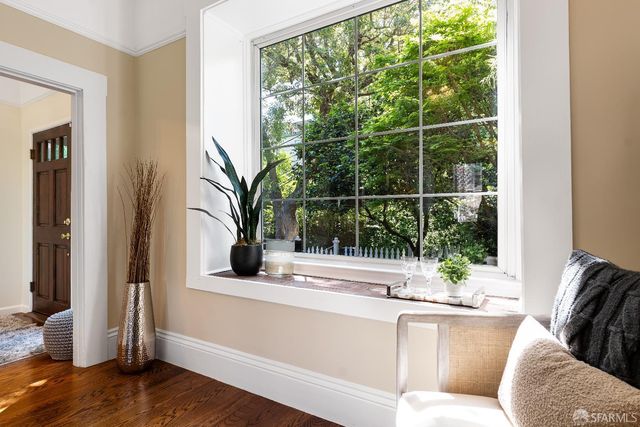 74 Vulcan Stairway, San Francisco, CA 94114