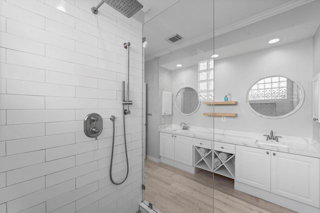 35 S Concord Forest Circle, The Woodlands, TX 77381