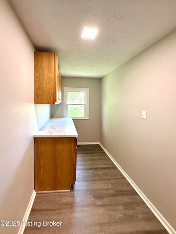 713 E Hill St, Louisville, KY 40217