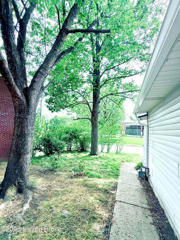 713 E Hill St, Louisville, KY 40217