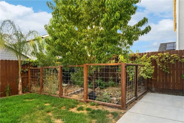 1110 Shumard Oak Way, Chico, CA 95928