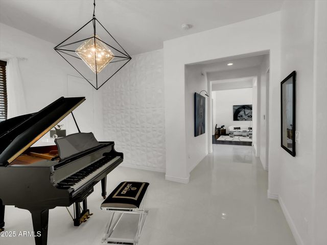 5016 E LUCIA Drive, Cave Creek, AZ 85331