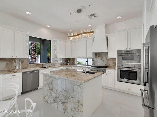 5016 E LUCIA Drive, Cave Creek, AZ 85331