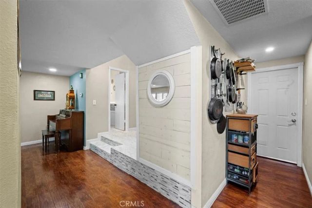 1445 Del Norte Drive, Corona, CA 92879