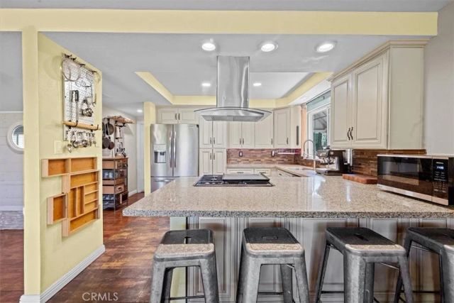 1445 Del Norte Drive, Corona, CA 92879