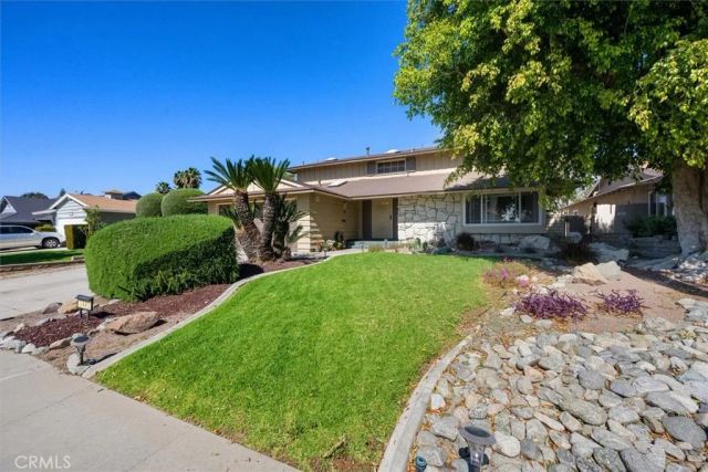 1445 Del Norte Drive, Corona, CA 92879