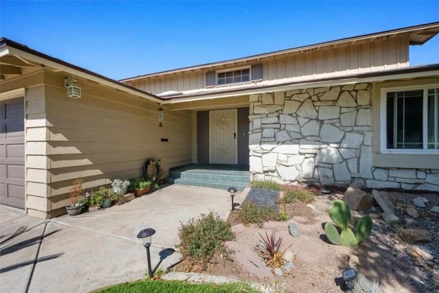 1445 Del Norte Drive, Corona, CA 92879